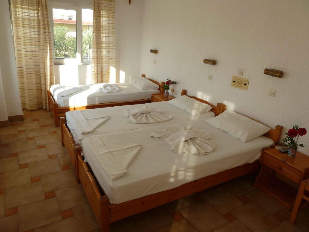 Paris Beach Hotel Iräon Habitación foto