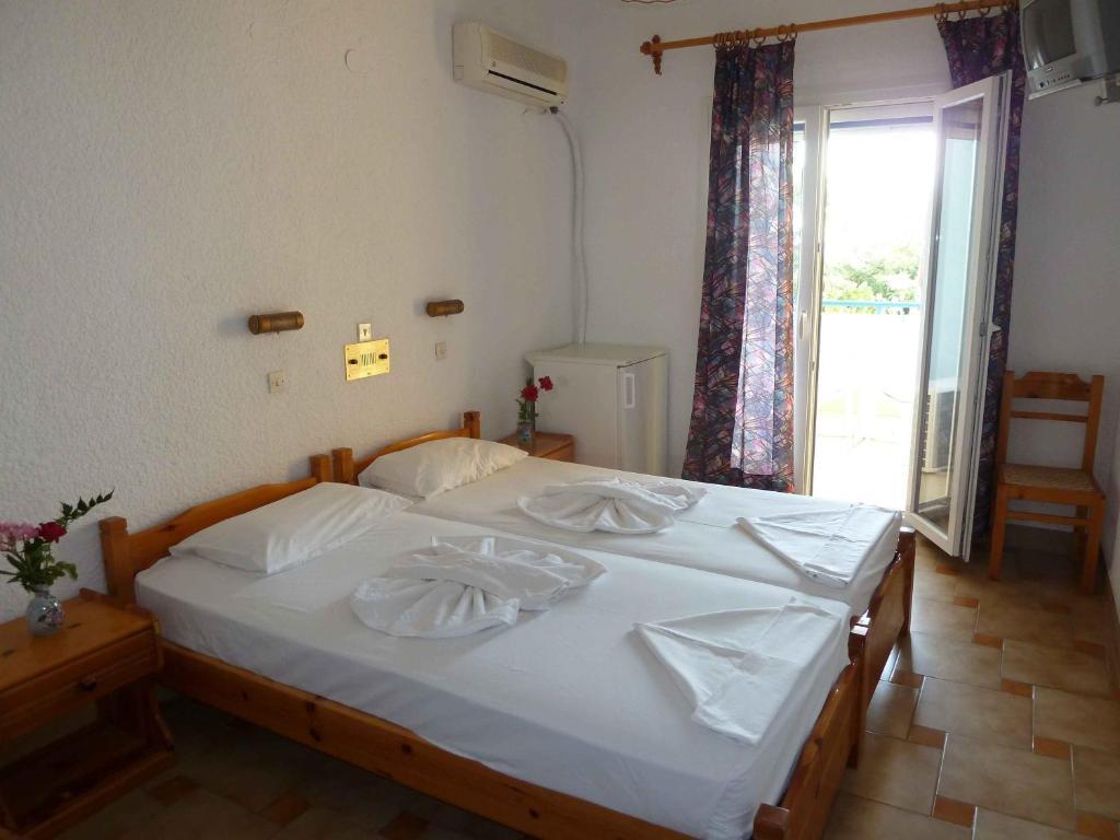 Paris Beach Hotel Iräon Habitación foto